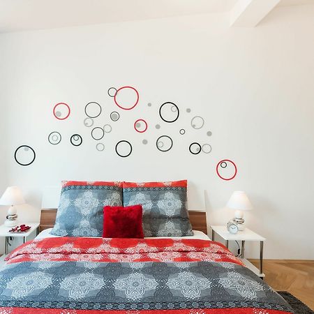 Soukenicka Apartments Прага Екстериор снимка