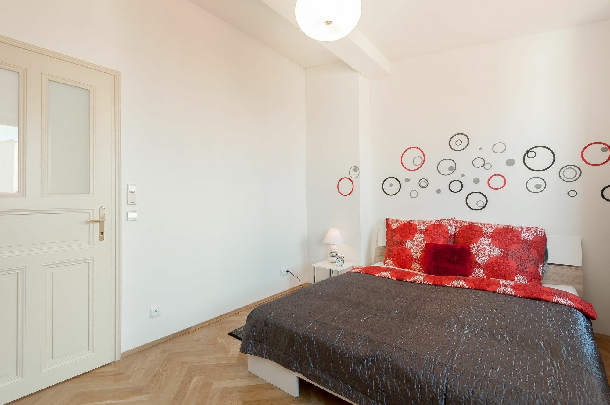 Soukenicka Apartments Прага Екстериор снимка